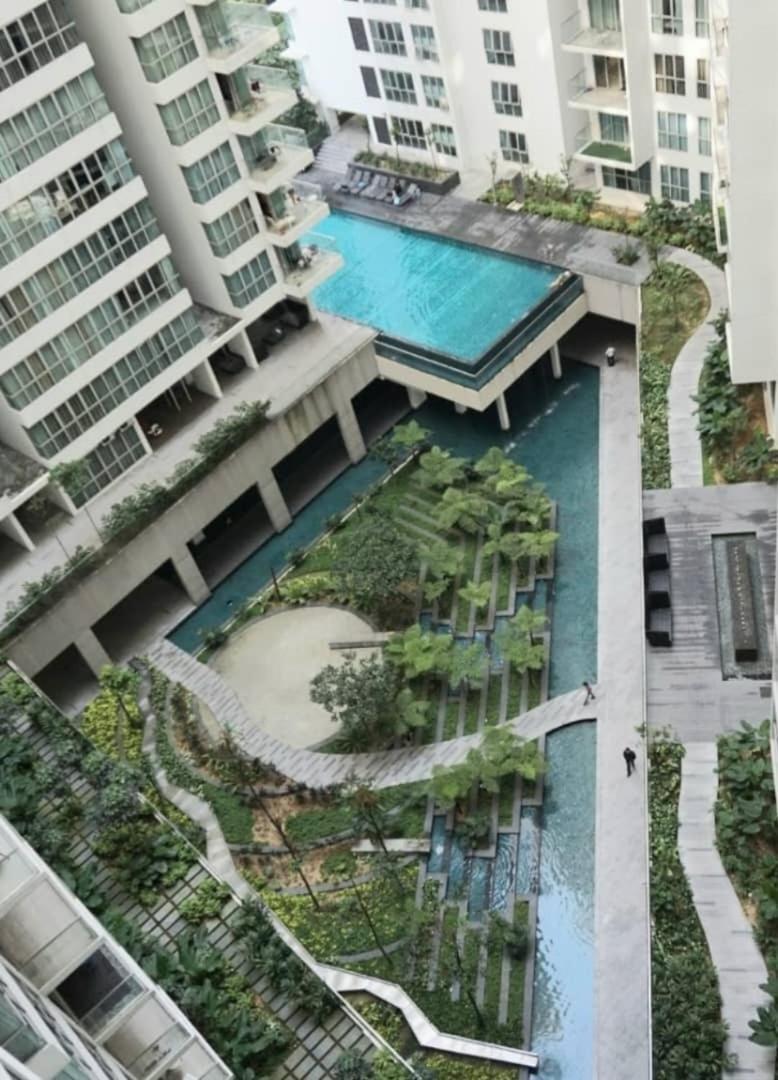 Regalia Suites Klcc View Rooftop Infinity Pool By Angkasa Homes Kuala Lumpur Exterior photo